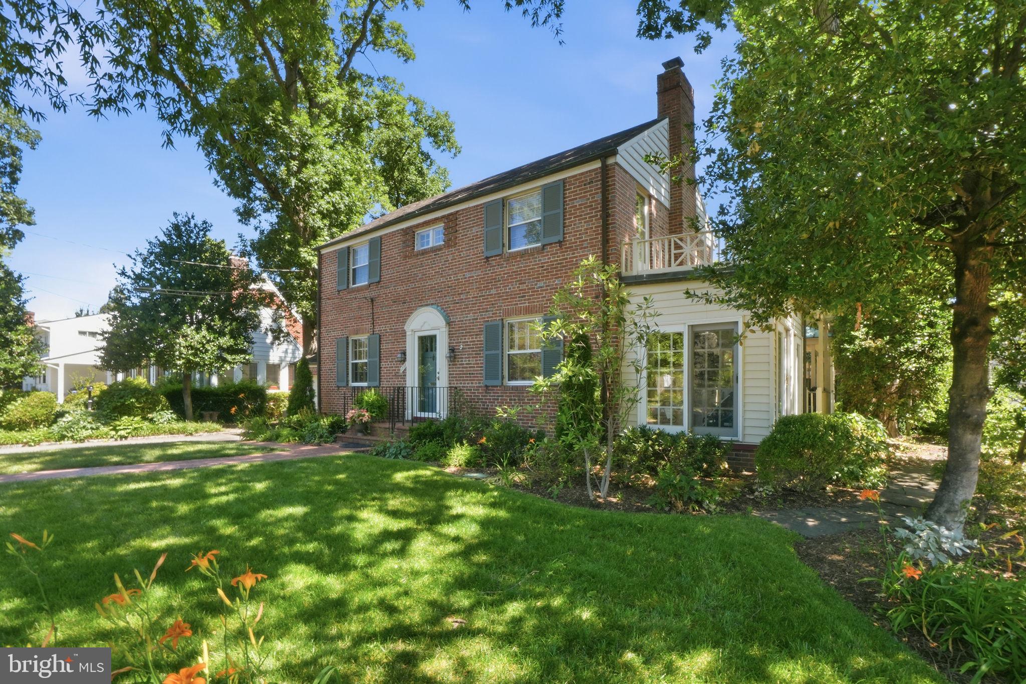 OAKCREST - Residential