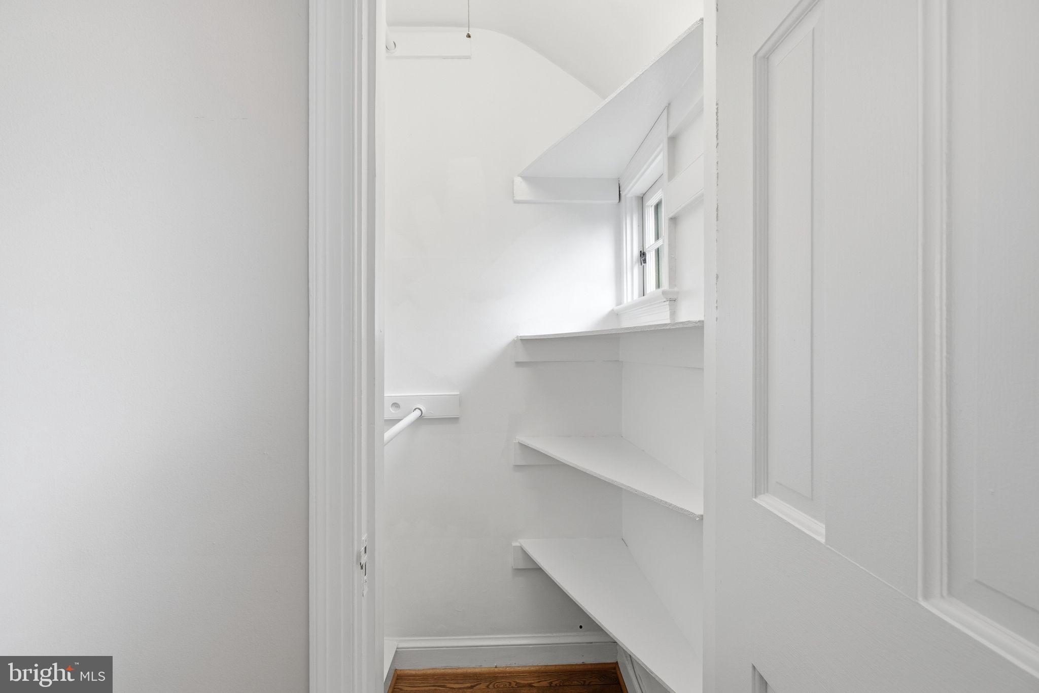 OAKCREST - Residential
