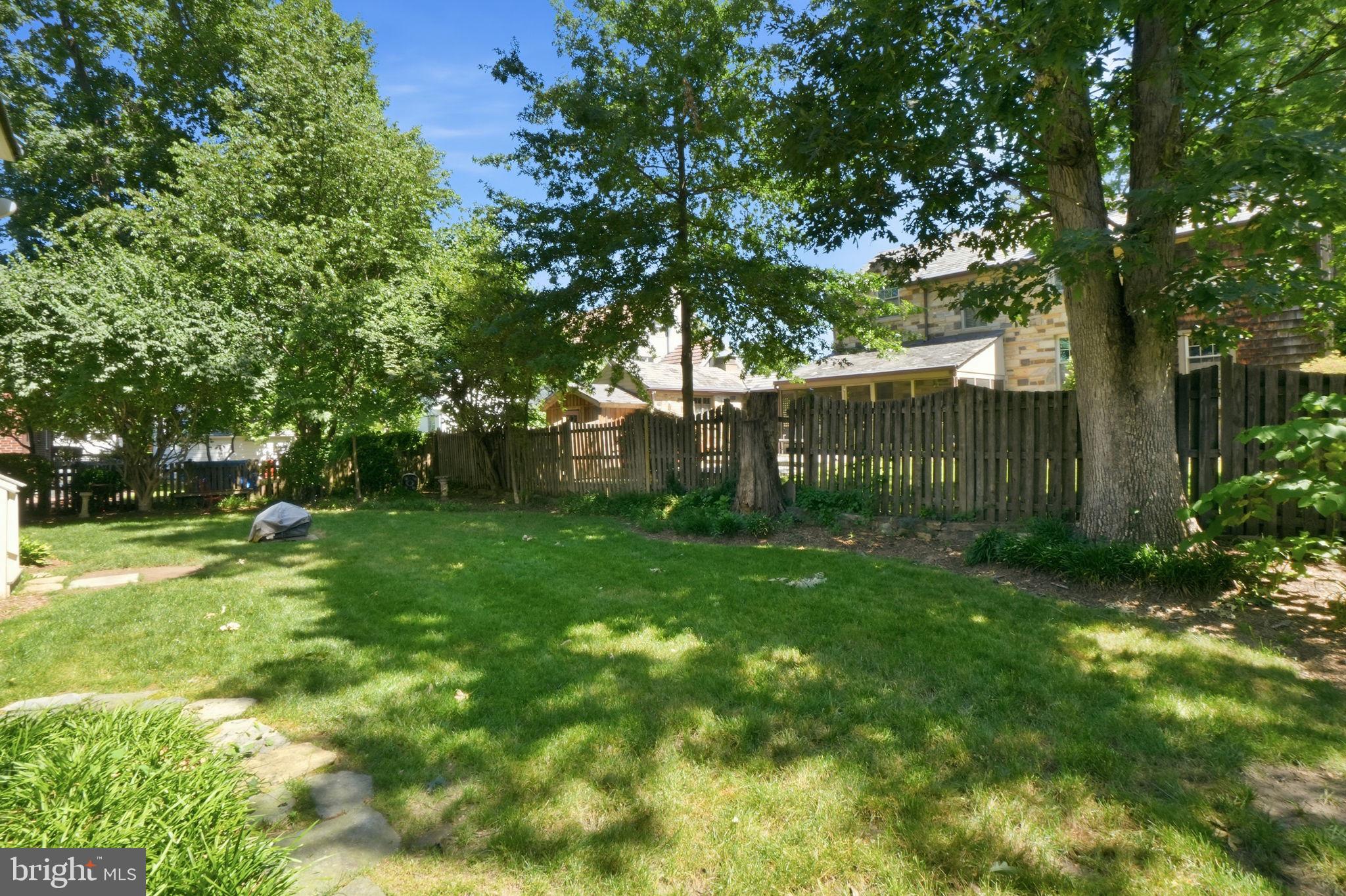 OAKCREST - Residential