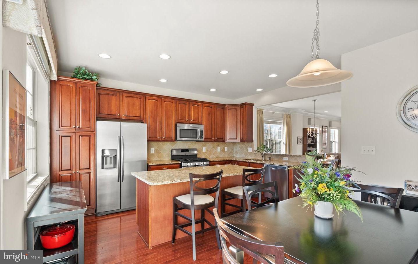 LOUDOUN VALLEY ESTATES 2 - Residential Lease