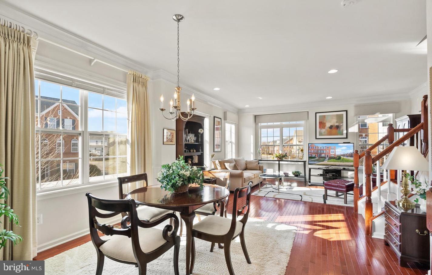 LOUDOUN VALLEY ESTATES 2 - Residential Lease