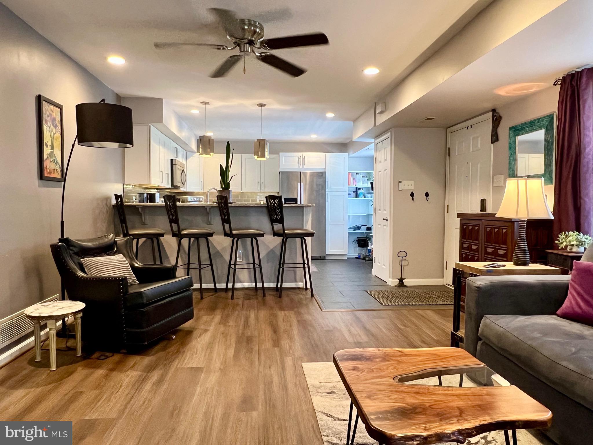 HAMPTON GREENS - Residential