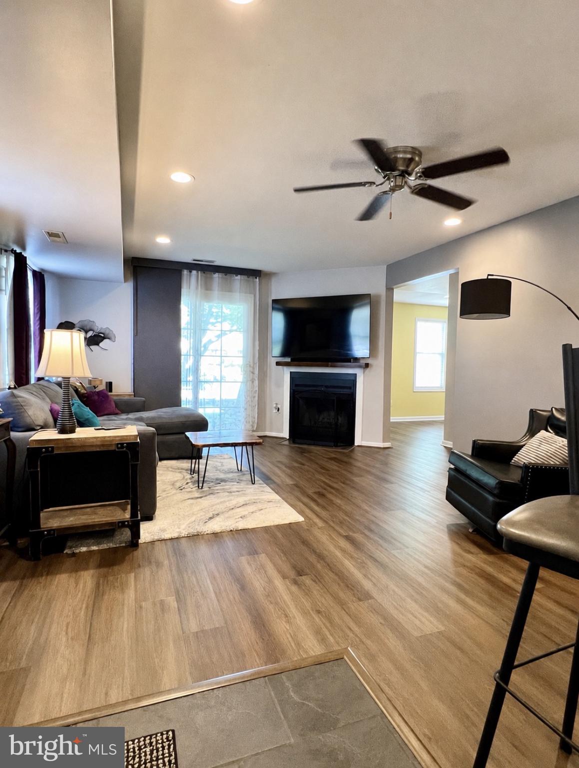 HAMPTON GREENS - Residential