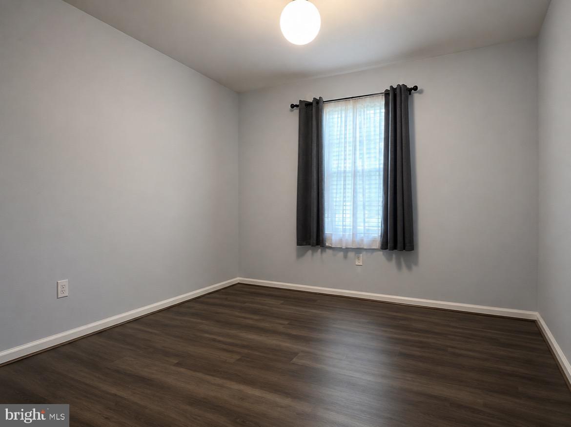 HAMPTON GREENS - Residential
