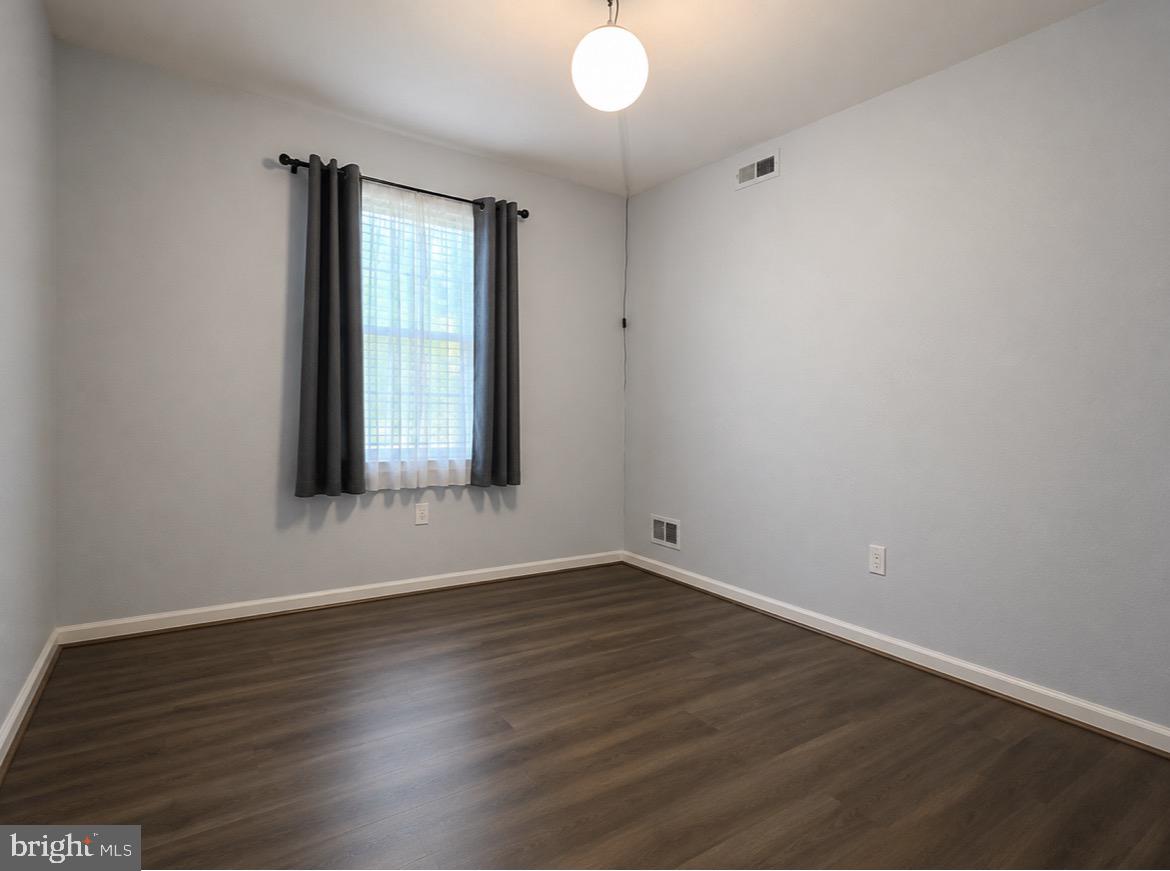 HAMPTON GREENS - Residential