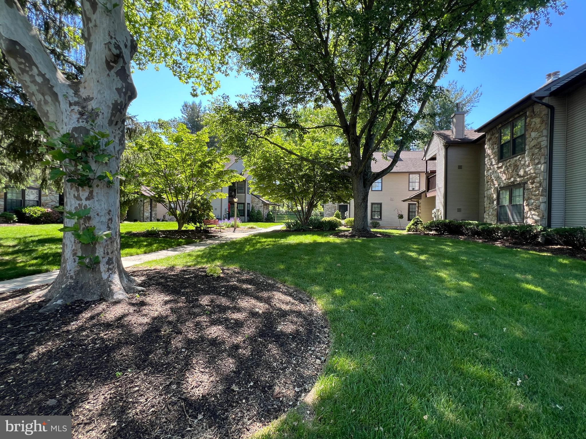 HAMPTON GREENS - Residential