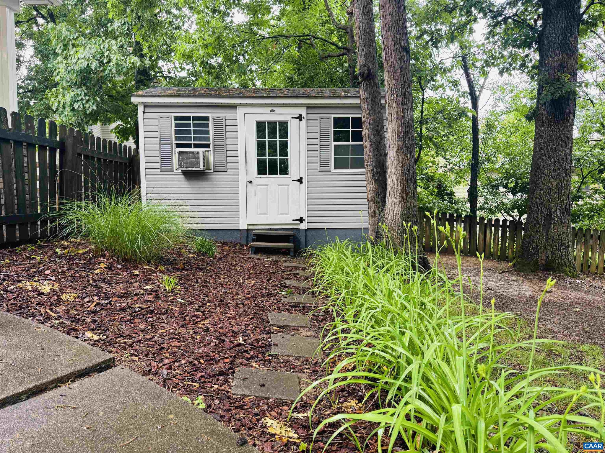 TEAVERTON - Residential