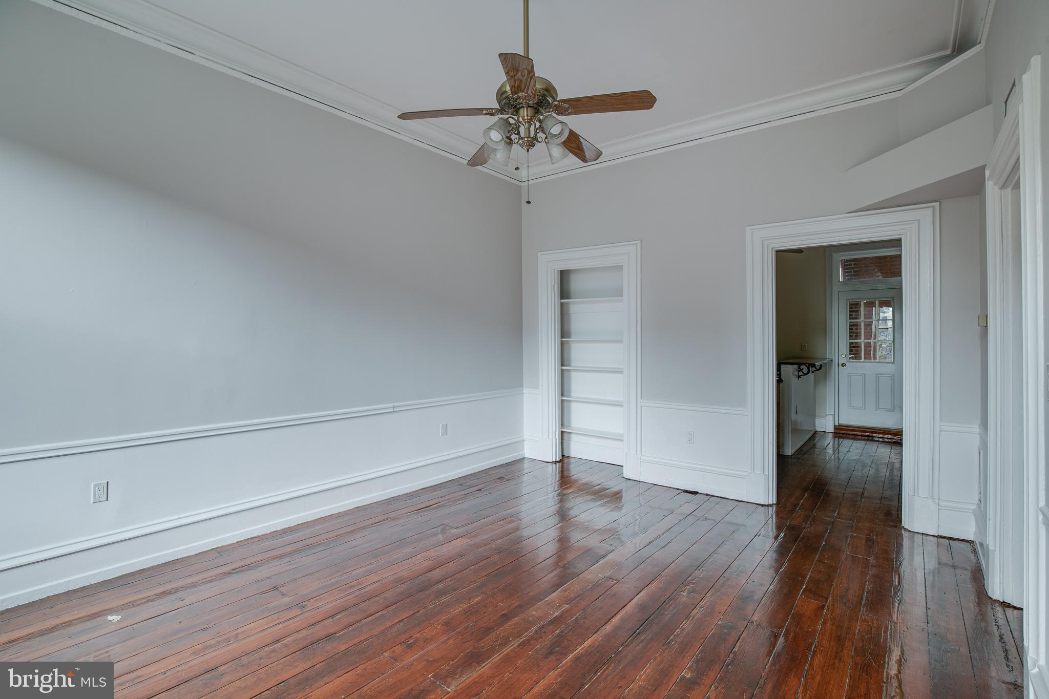 FAIRMOUNT - Residential