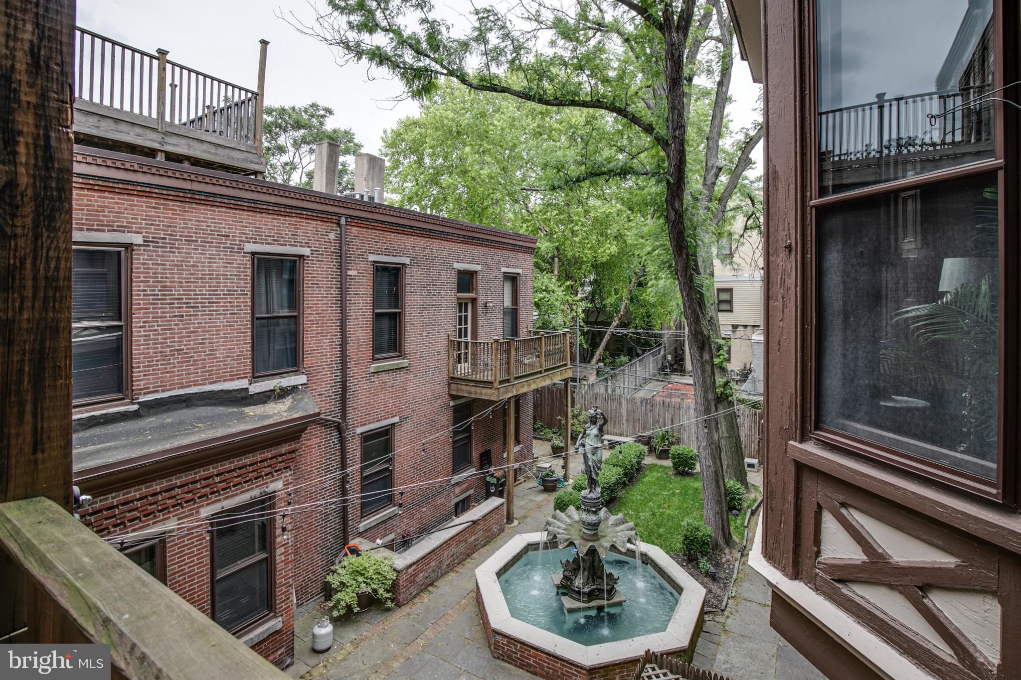 FAIRMOUNT - Residential