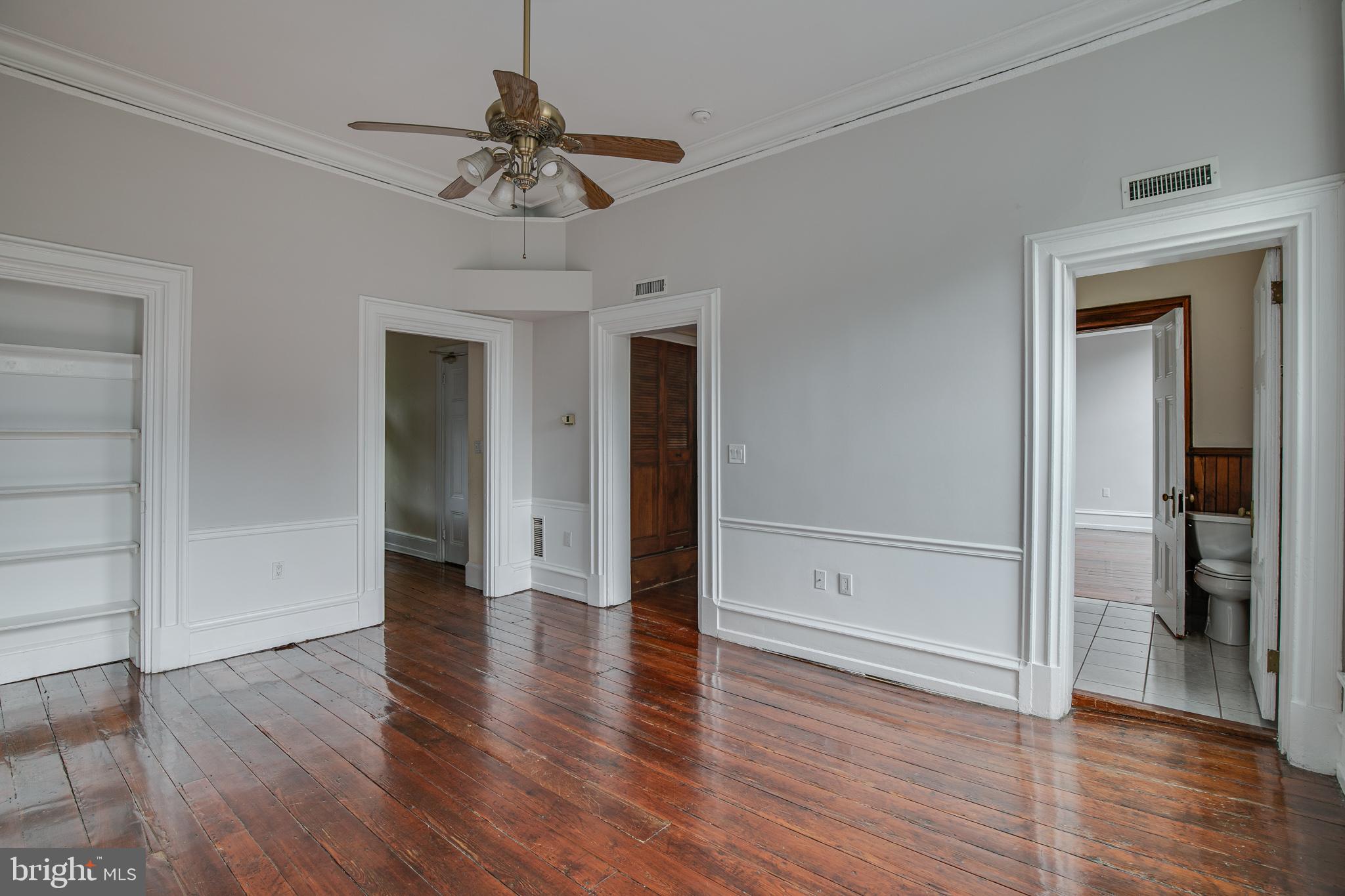 FAIRMOUNT - Residential
