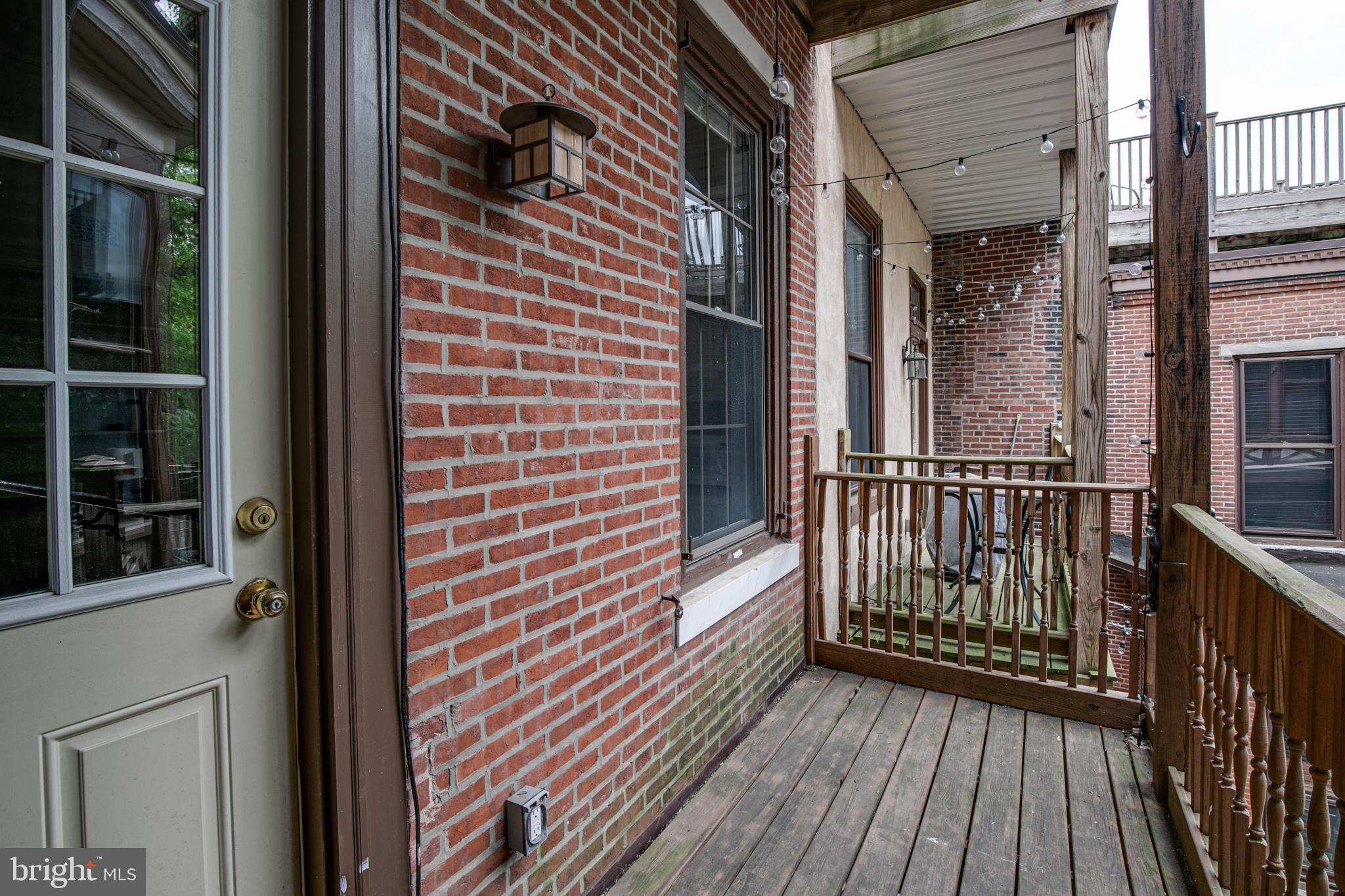 FAIRMOUNT - Residential