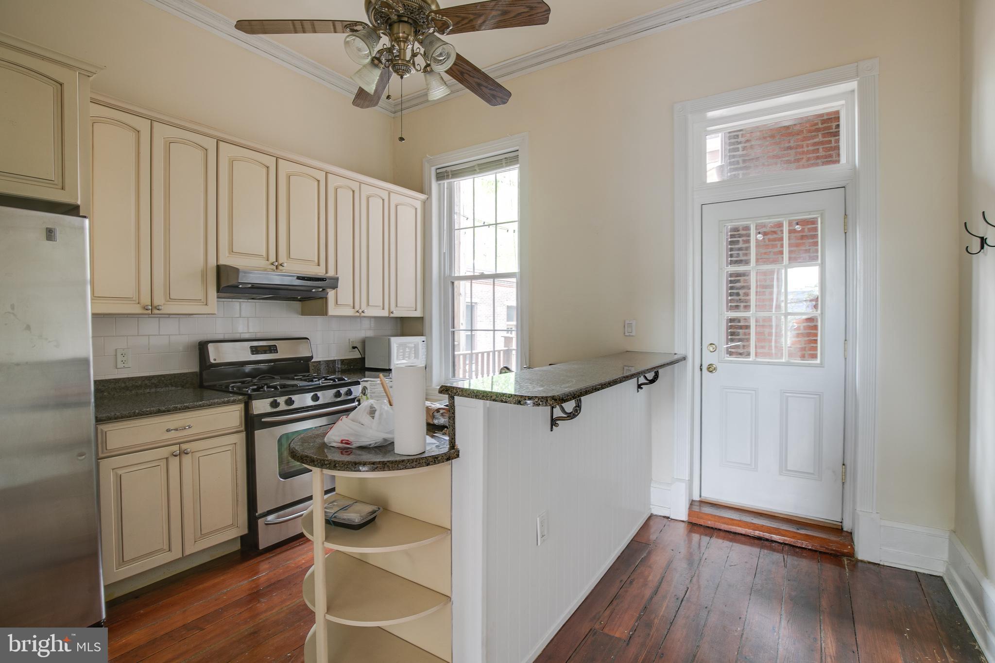 FAIRMOUNT - Residential