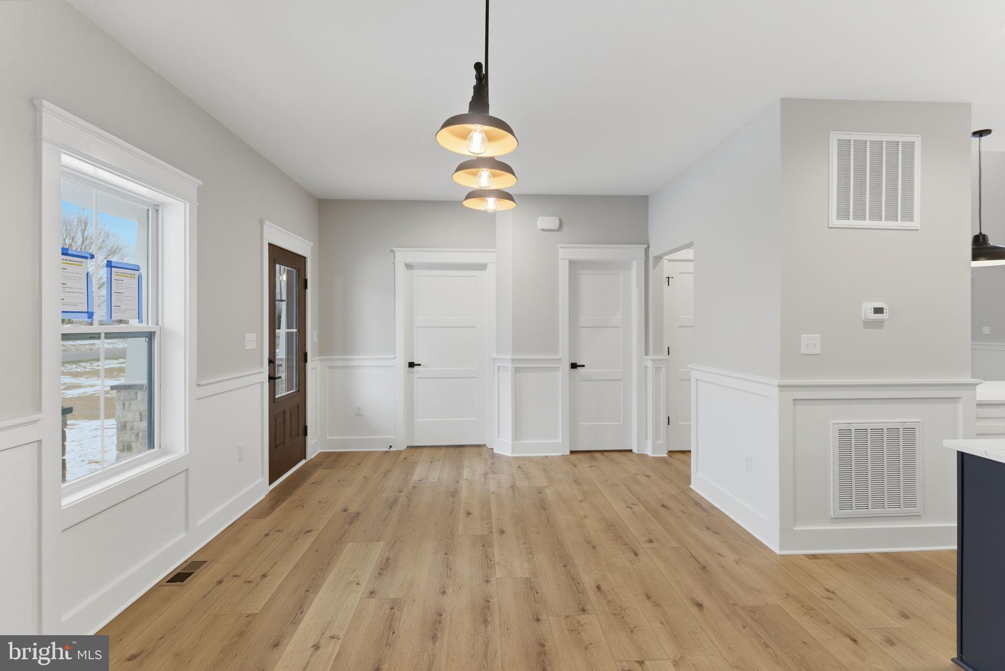 HALLMARK GLEN - Residential