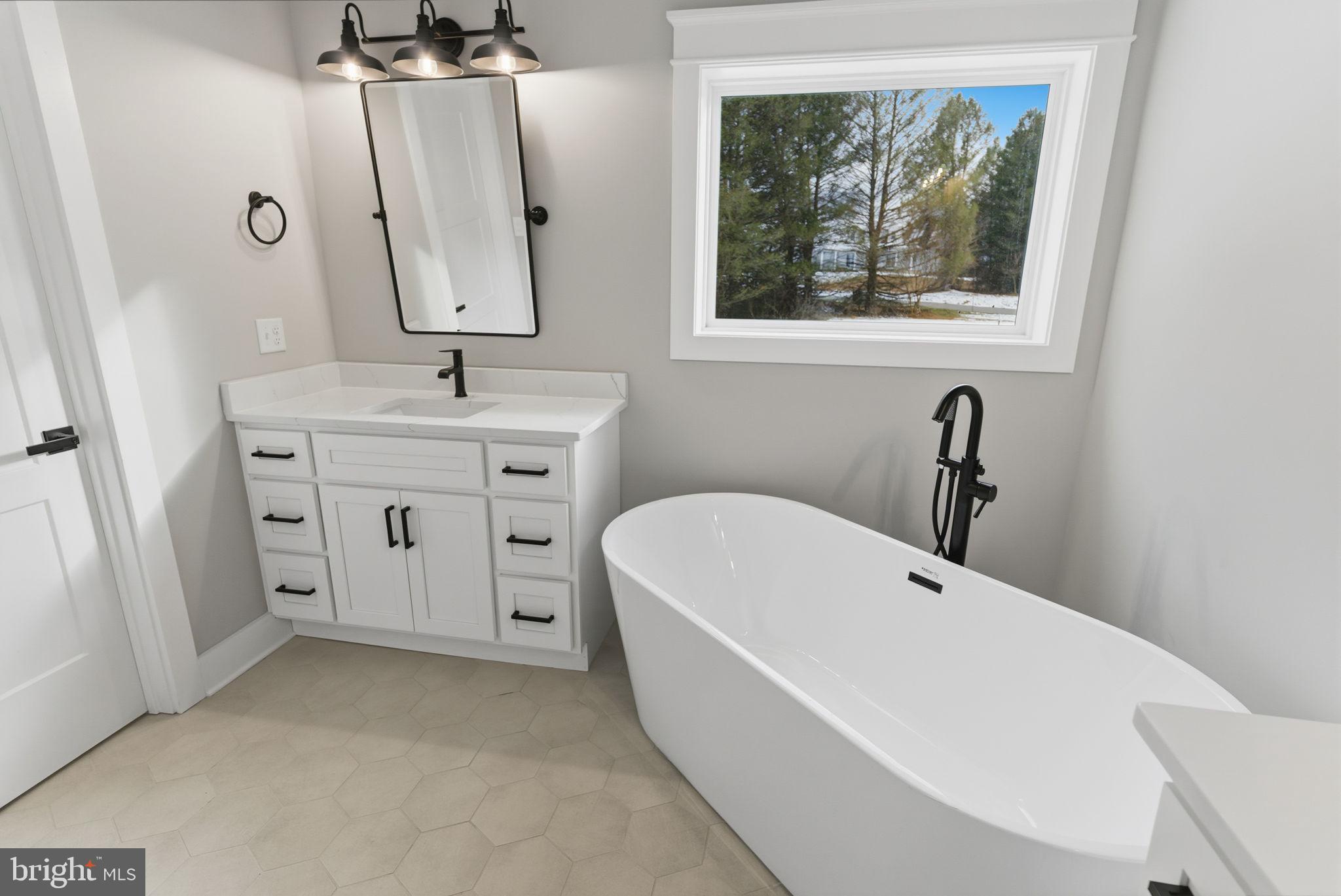 HALLMARK GLEN - Residential