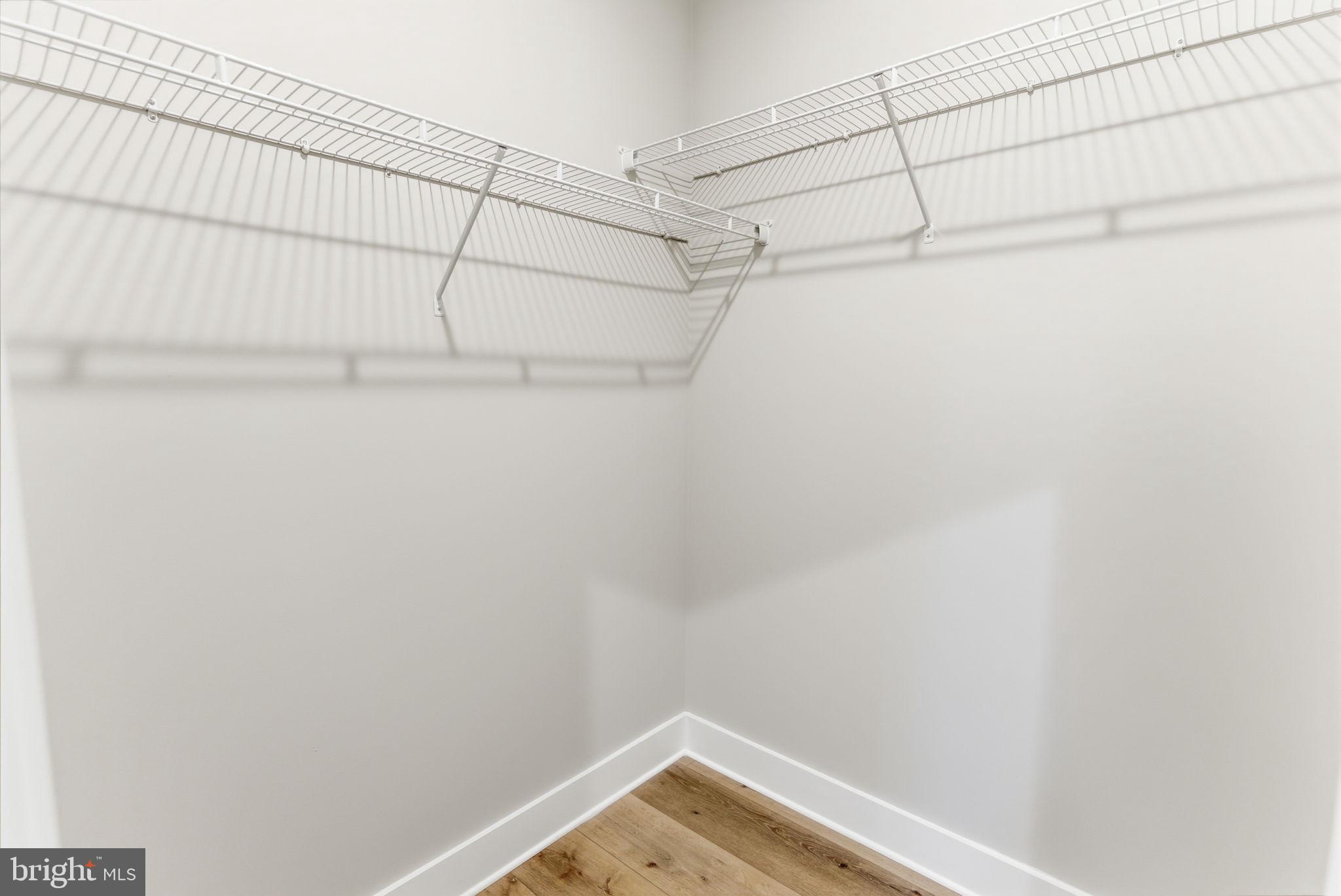 HALLMARK GLEN - Residential