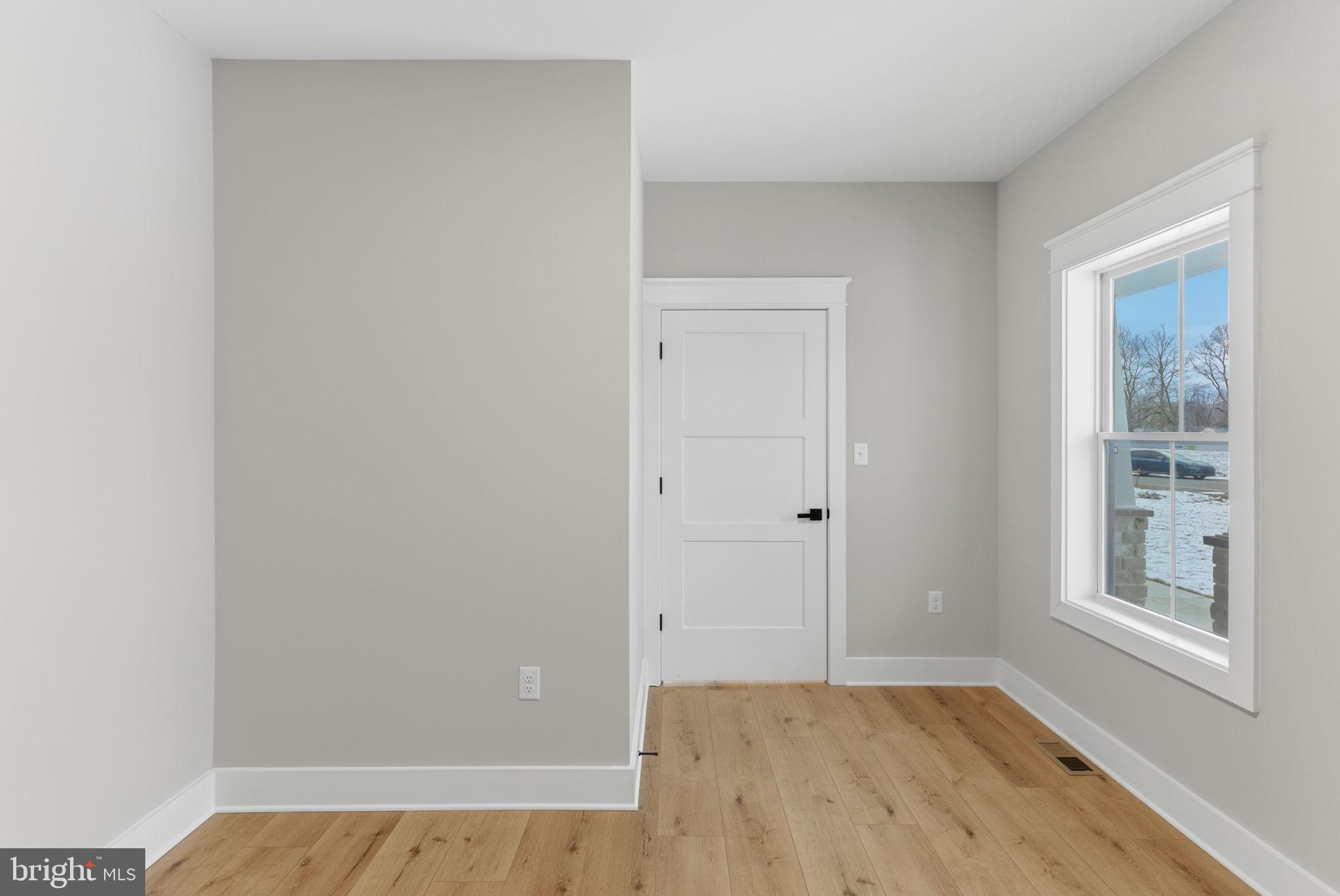 HALLMARK GLEN - Residential