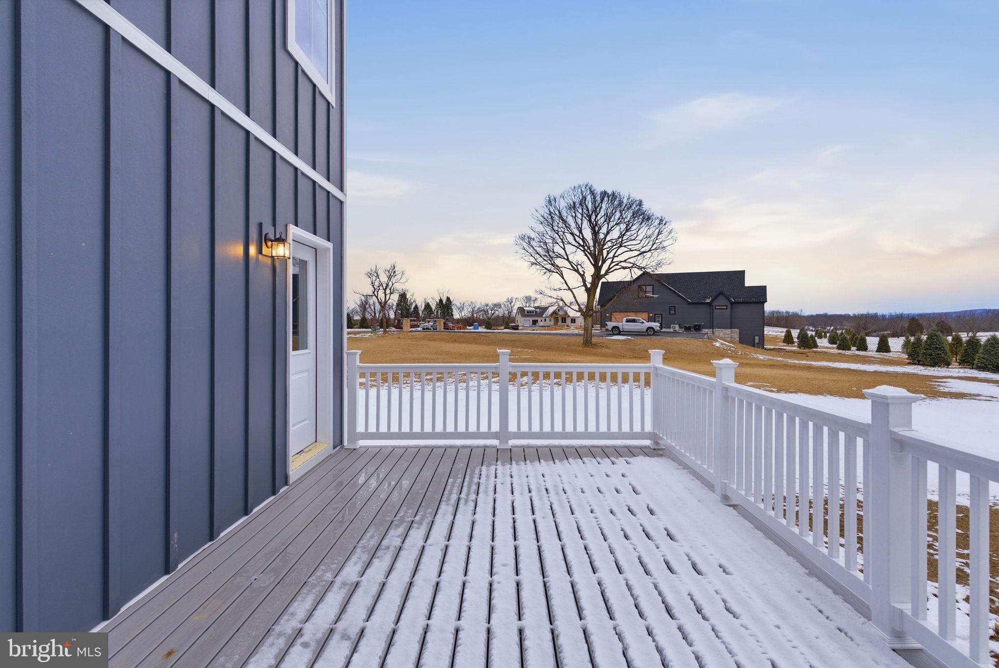 HALLMARK GLEN - Residential