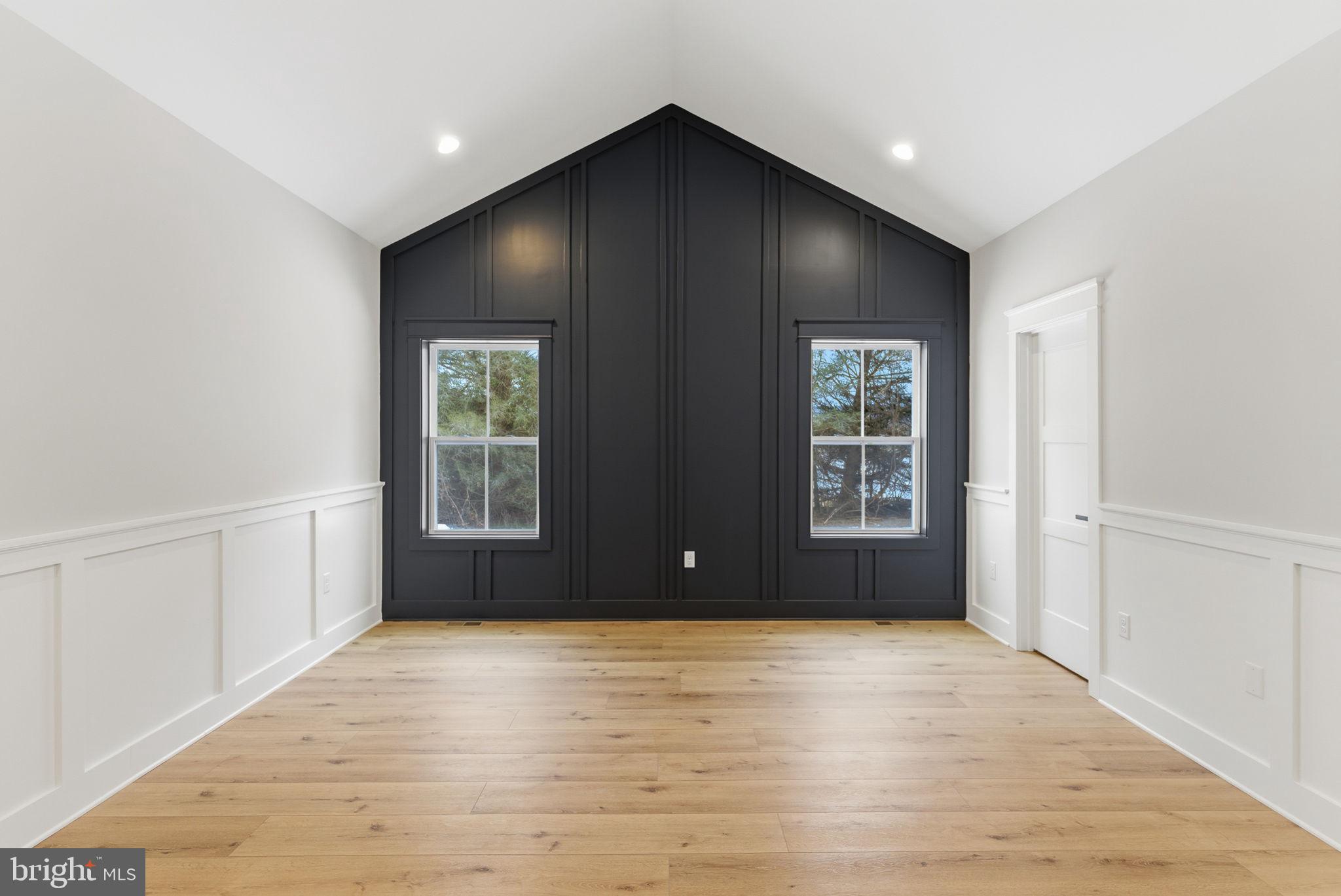 HALLMARK GLEN - Residential
