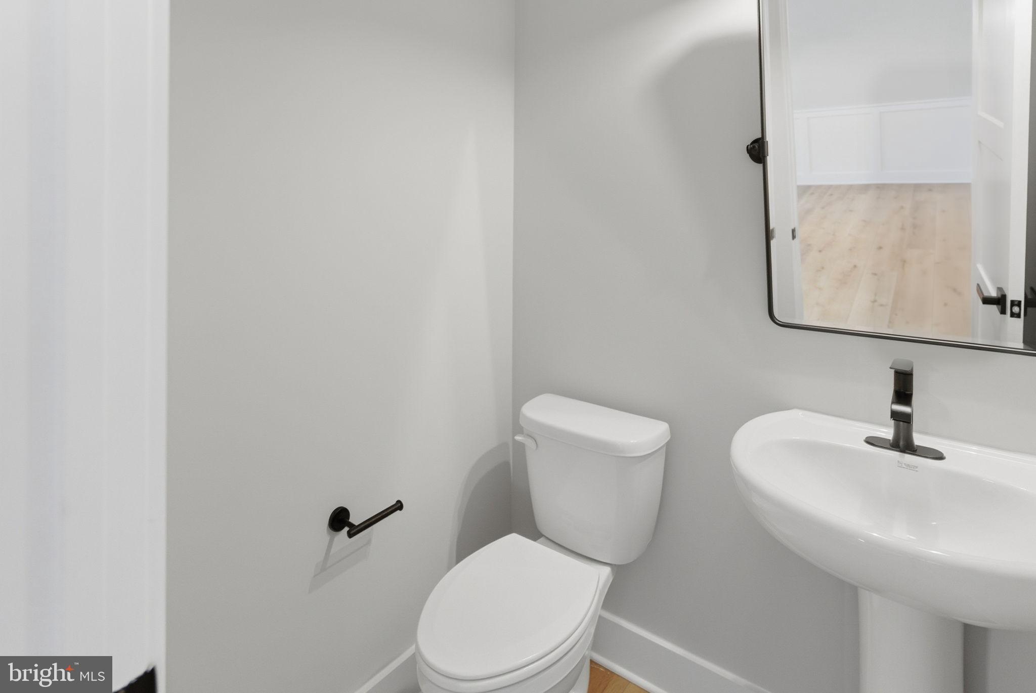 HALLMARK GLEN - Residential