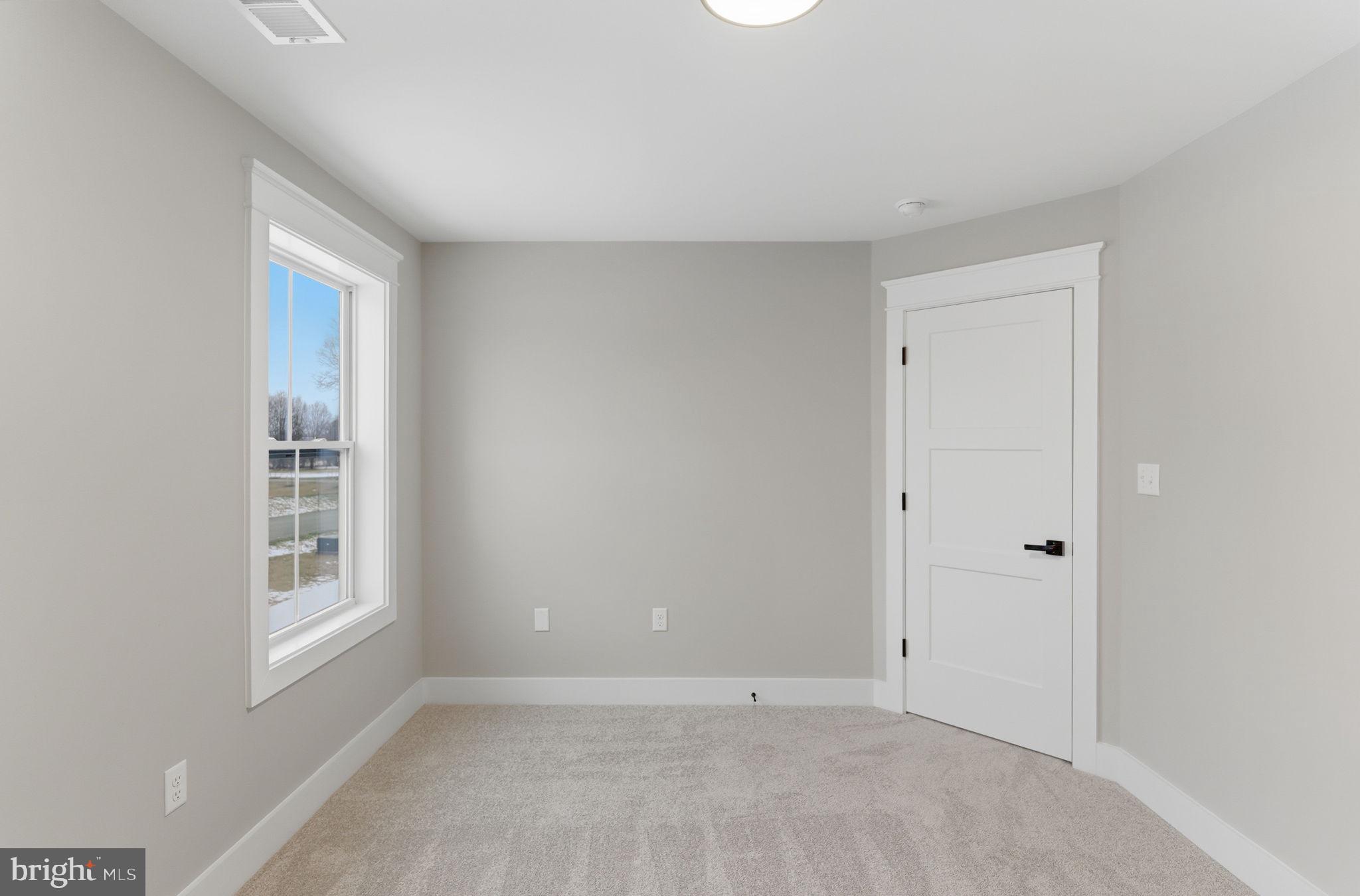 HALLMARK GLEN - Residential