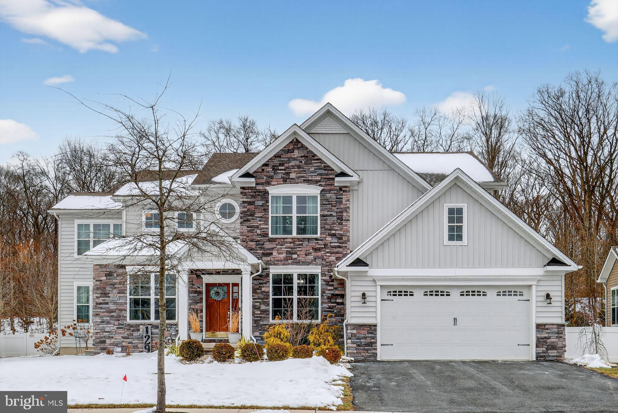 MERIDIAN CROSSING - Residential