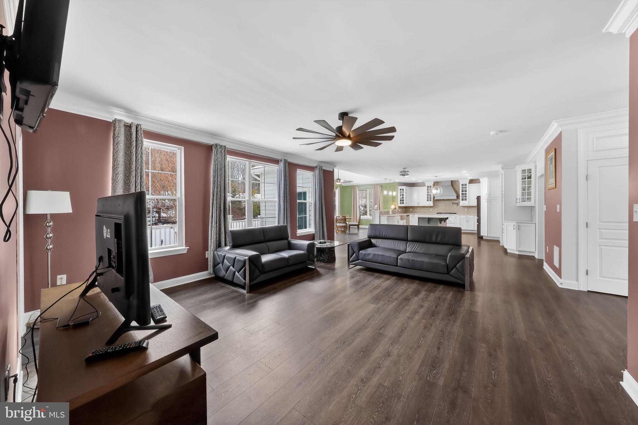 MERIDIAN CROSSING - Residential