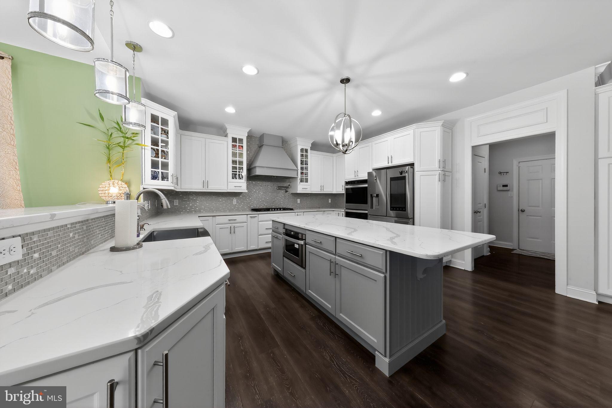 MERIDIAN CROSSING - Residential