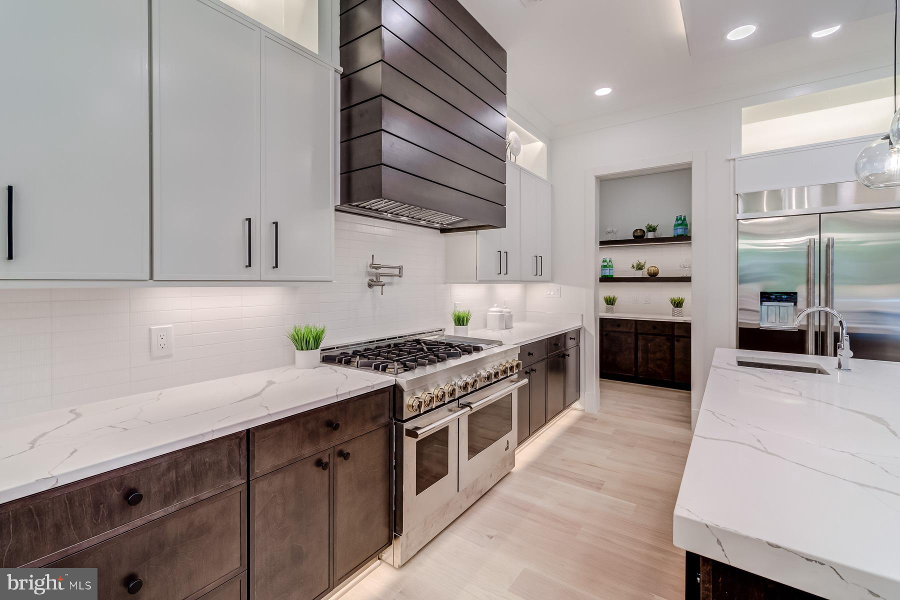 TIBURON - Residential