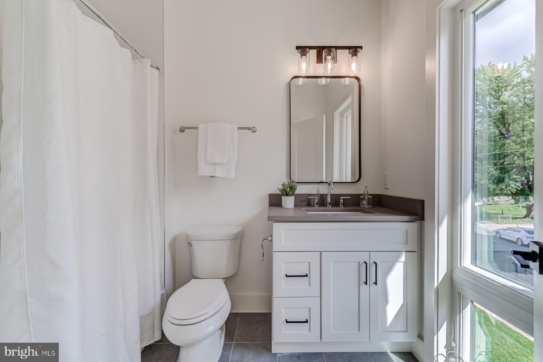 TIBURON - Residential