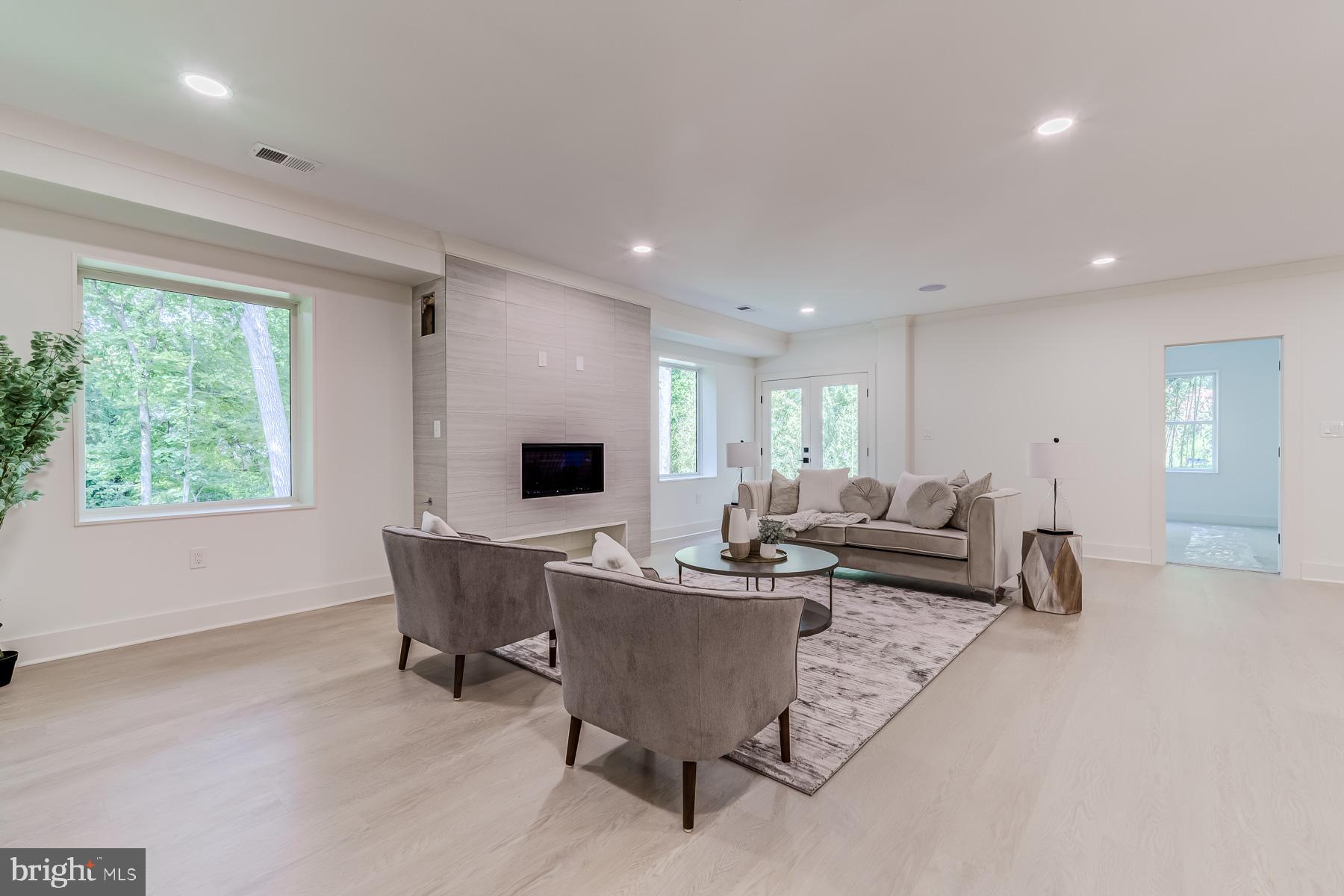 TIBURON - Residential