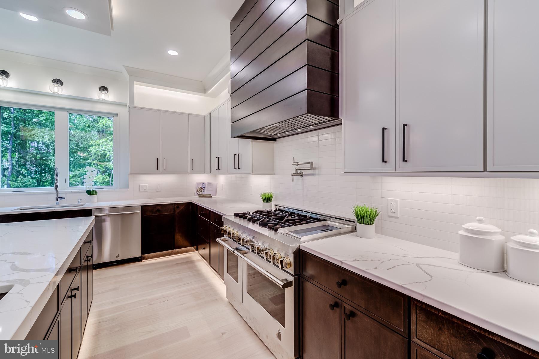 TIBURON - Residential