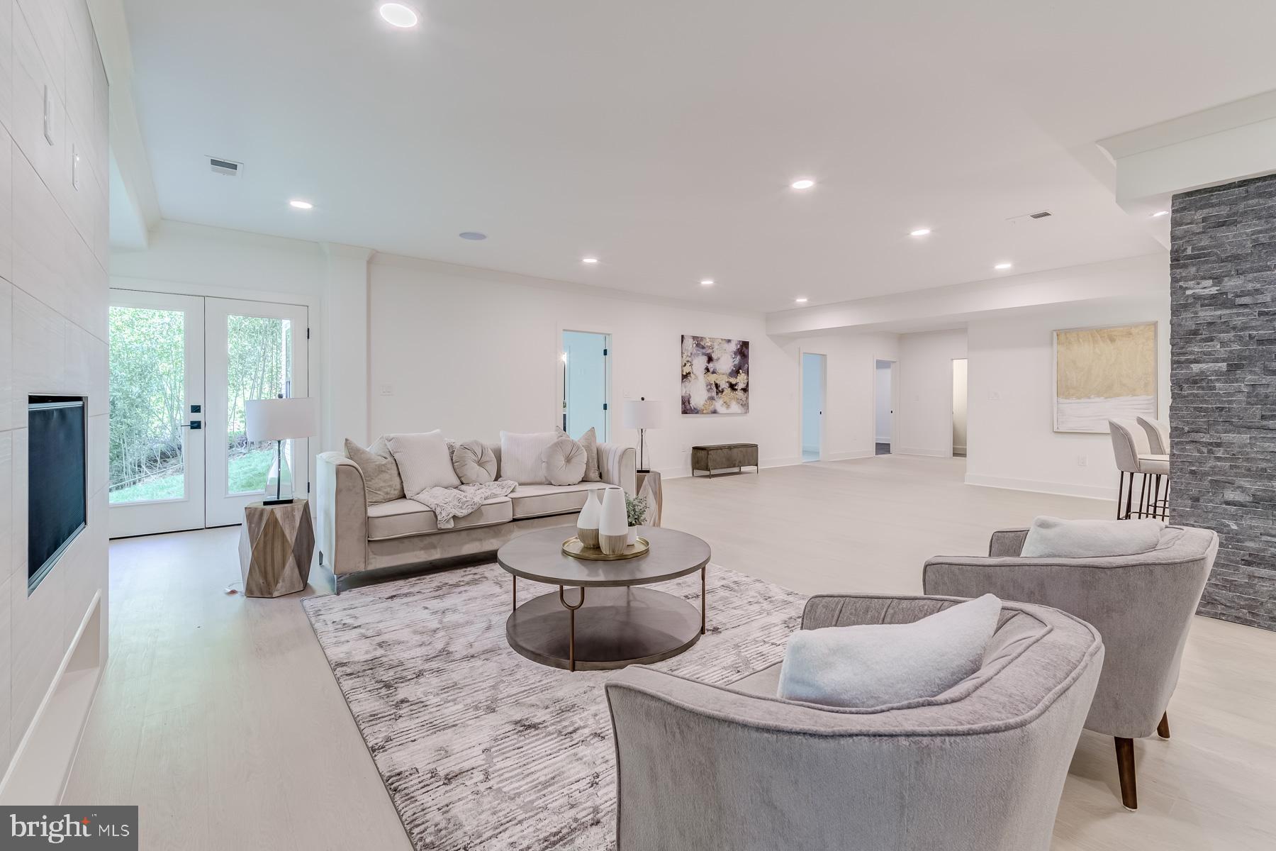TIBURON - Residential