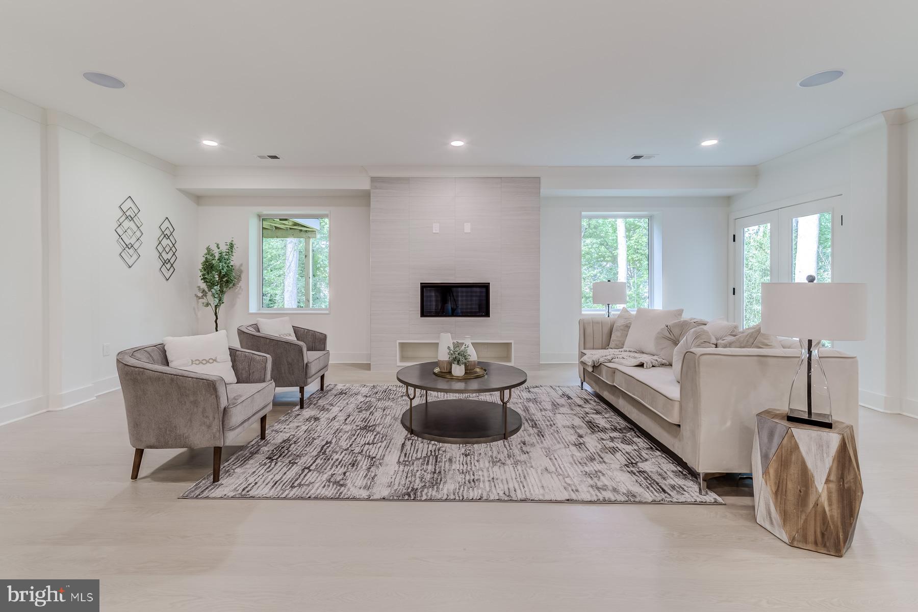TIBURON - Residential