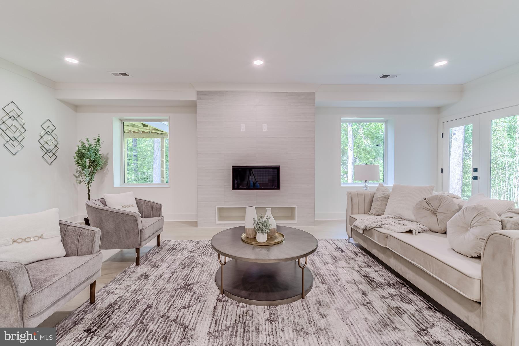 TIBURON - Residential