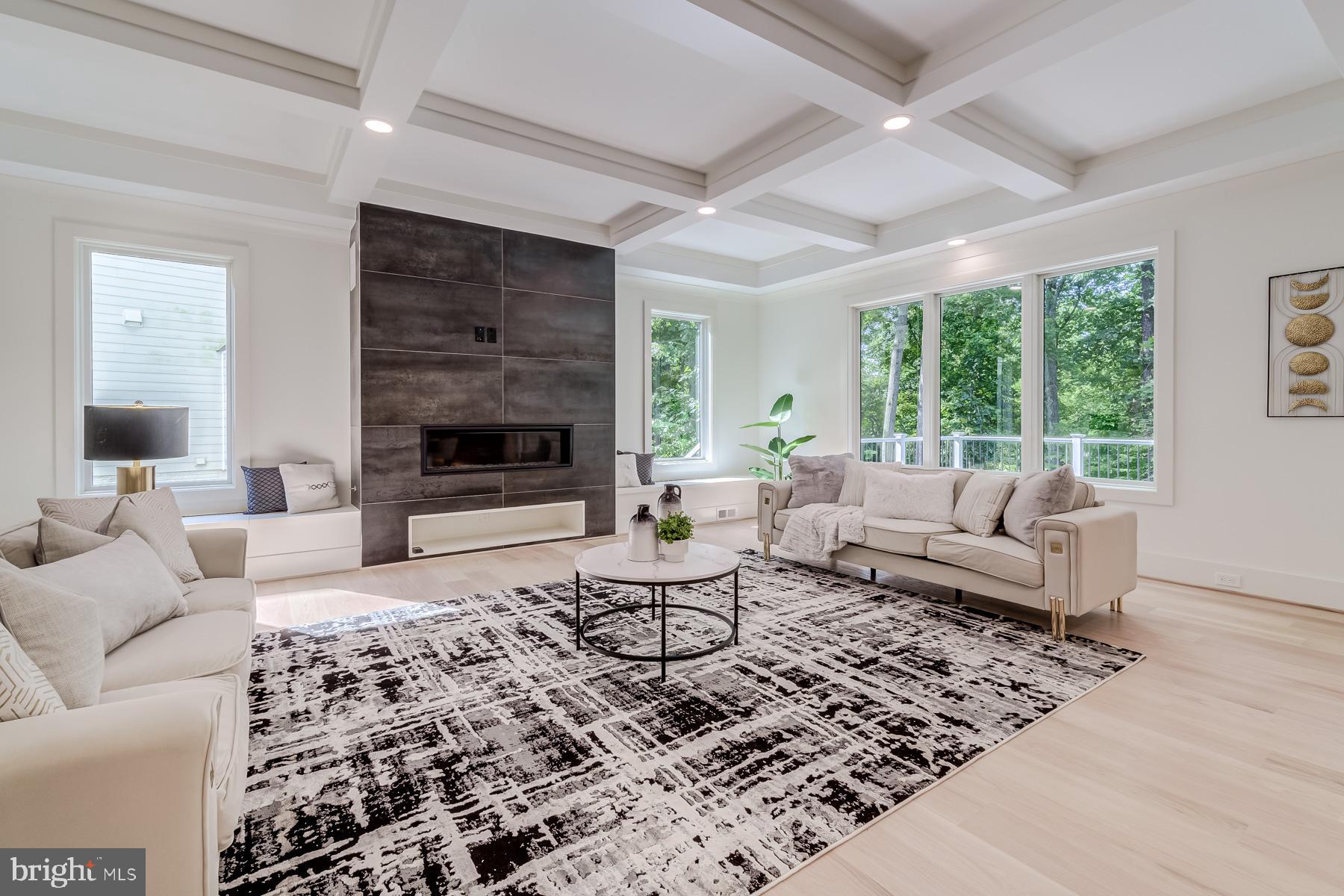 TIBURON - Residential