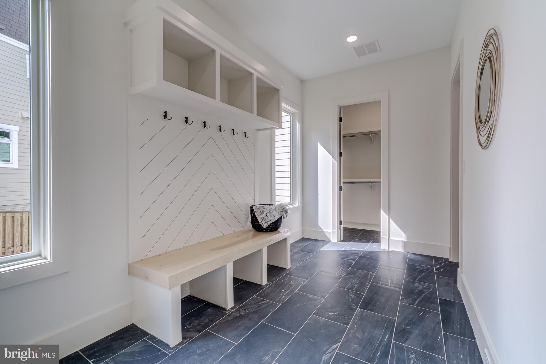 TIBURON - Residential
