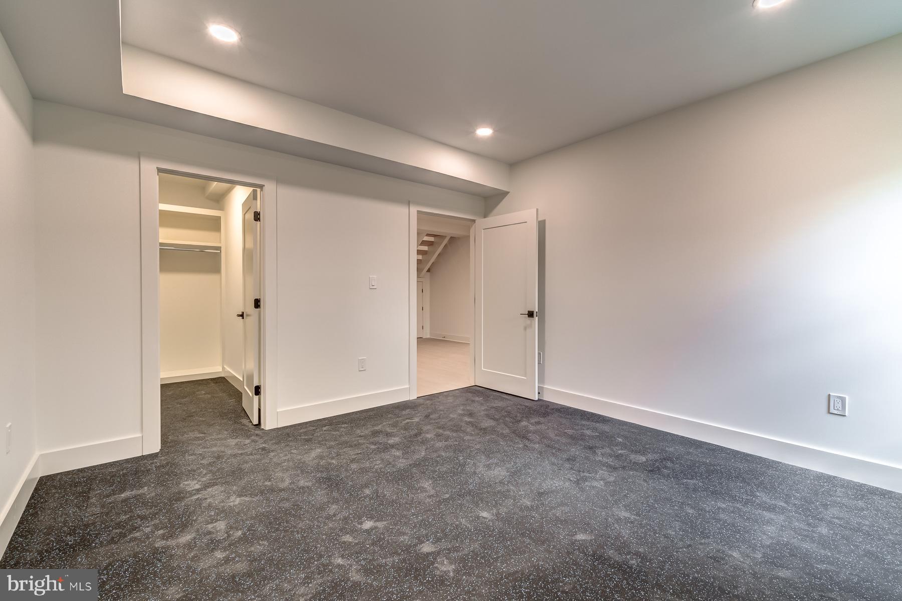 TIBURON - Residential