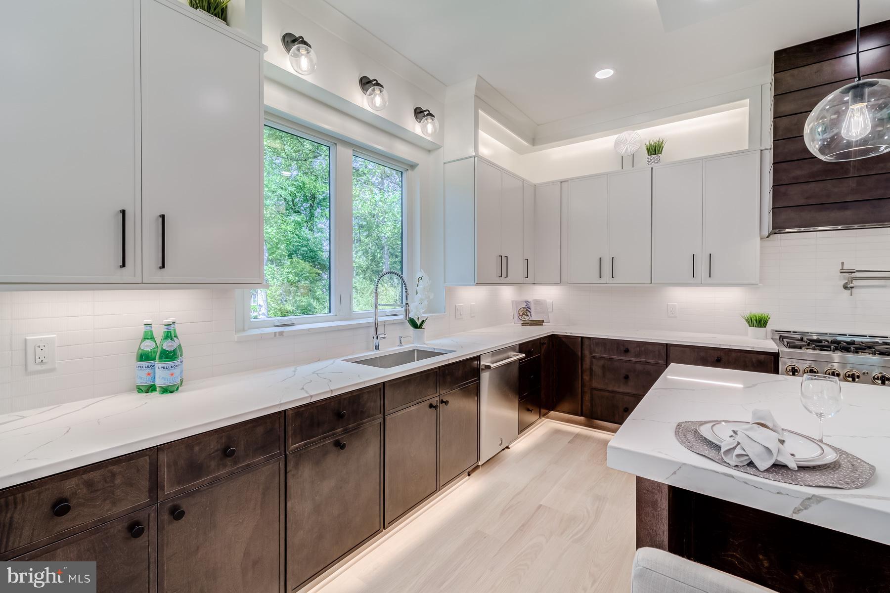TIBURON - Residential