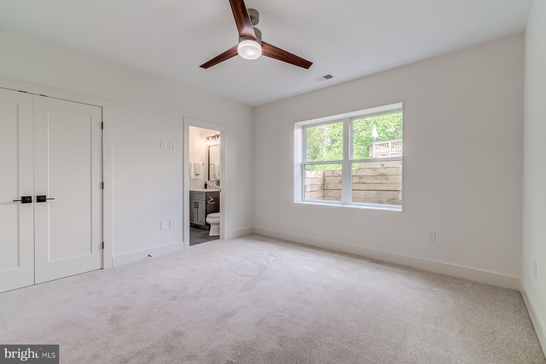 TIBURON - Residential