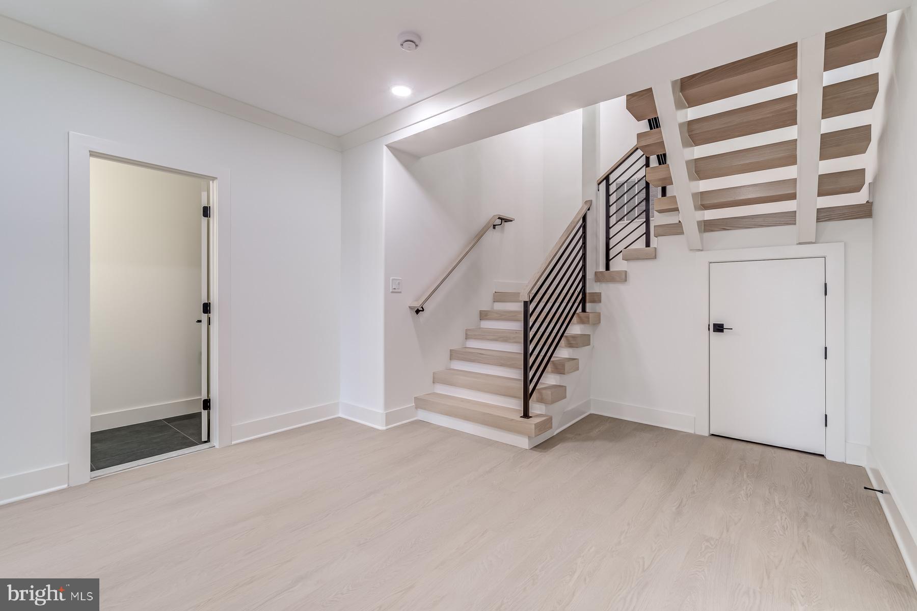 TIBURON - Residential