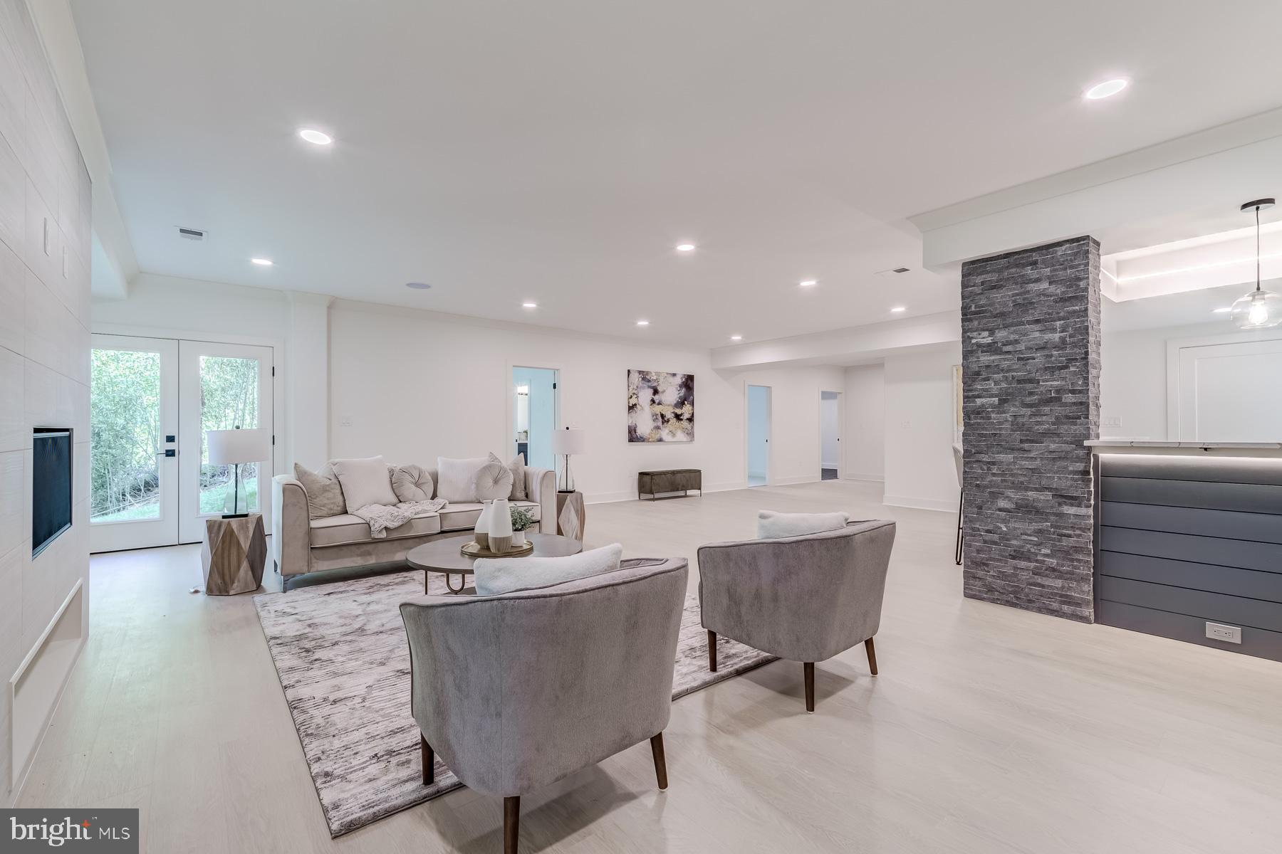 TIBURON - Residential