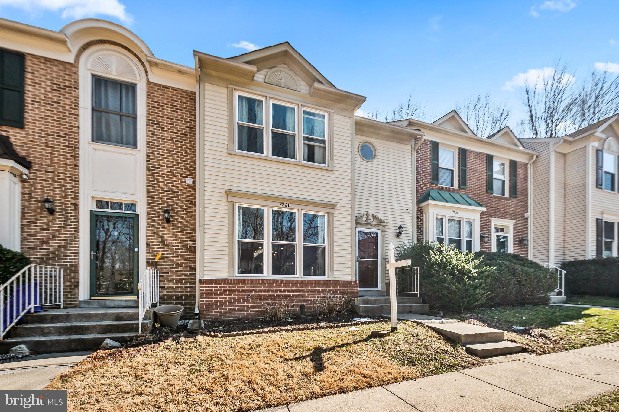 OLDE OAK RIDGE - Residential