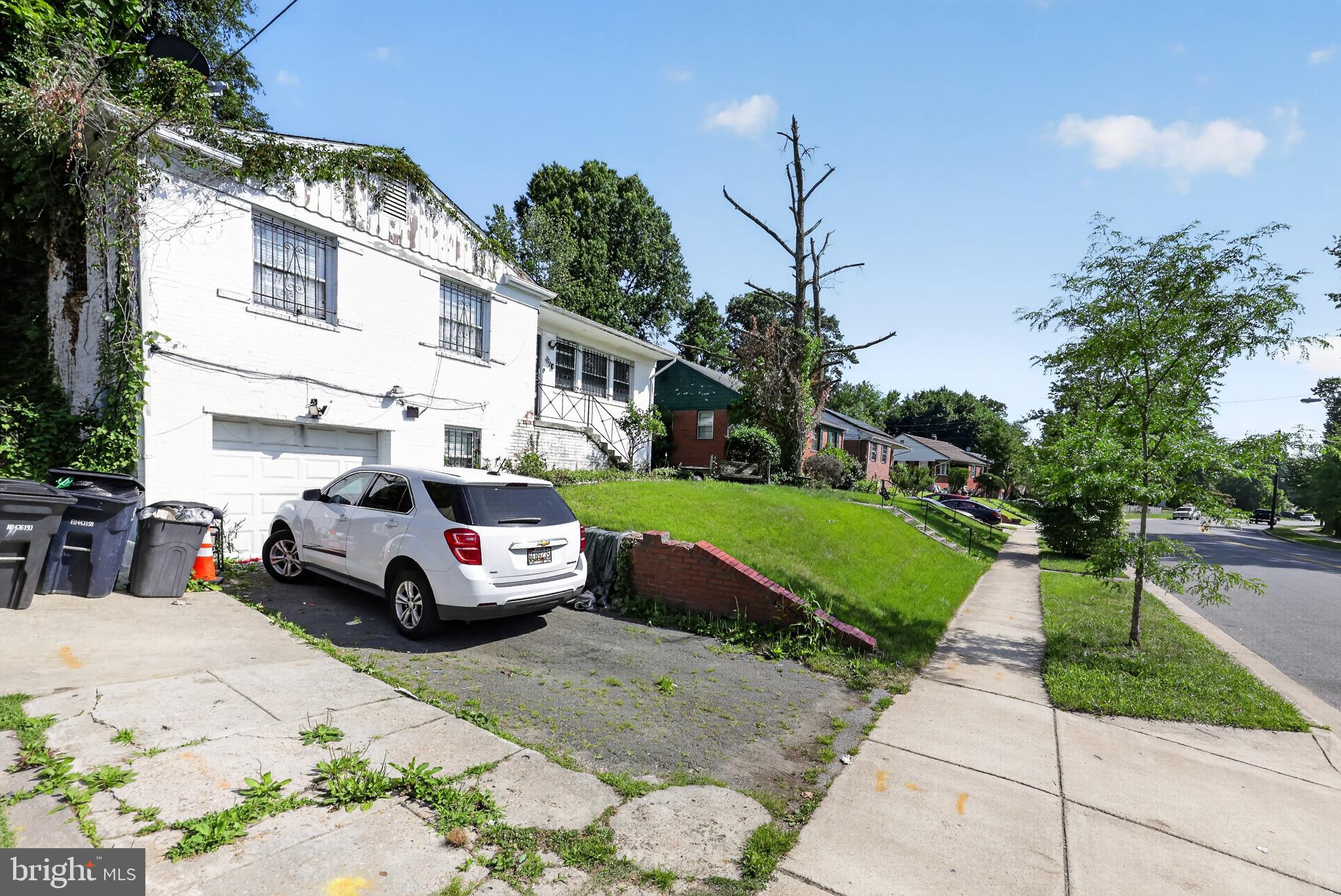 HILLCREST ESTATES - Residential