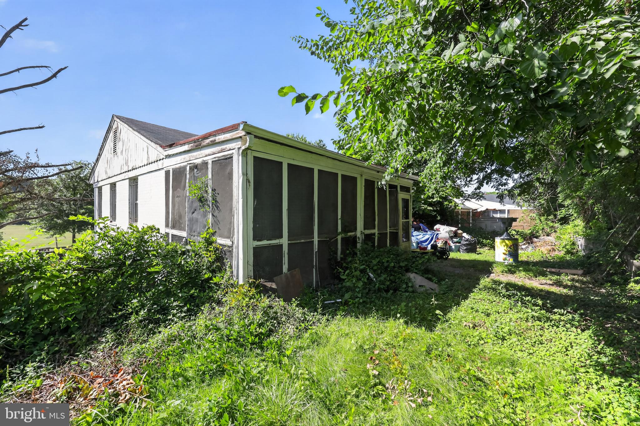 HILLCREST ESTATES - Residential