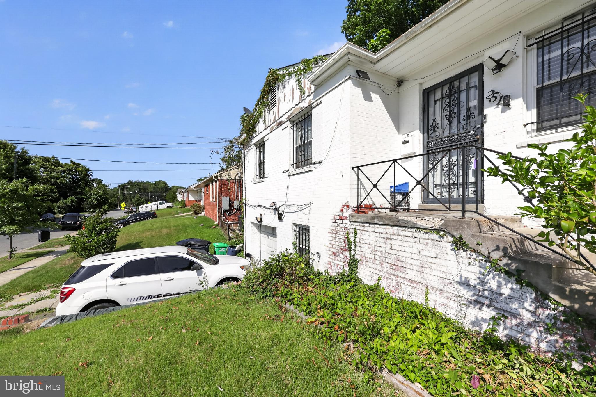 HILLCREST ESTATES - Residential