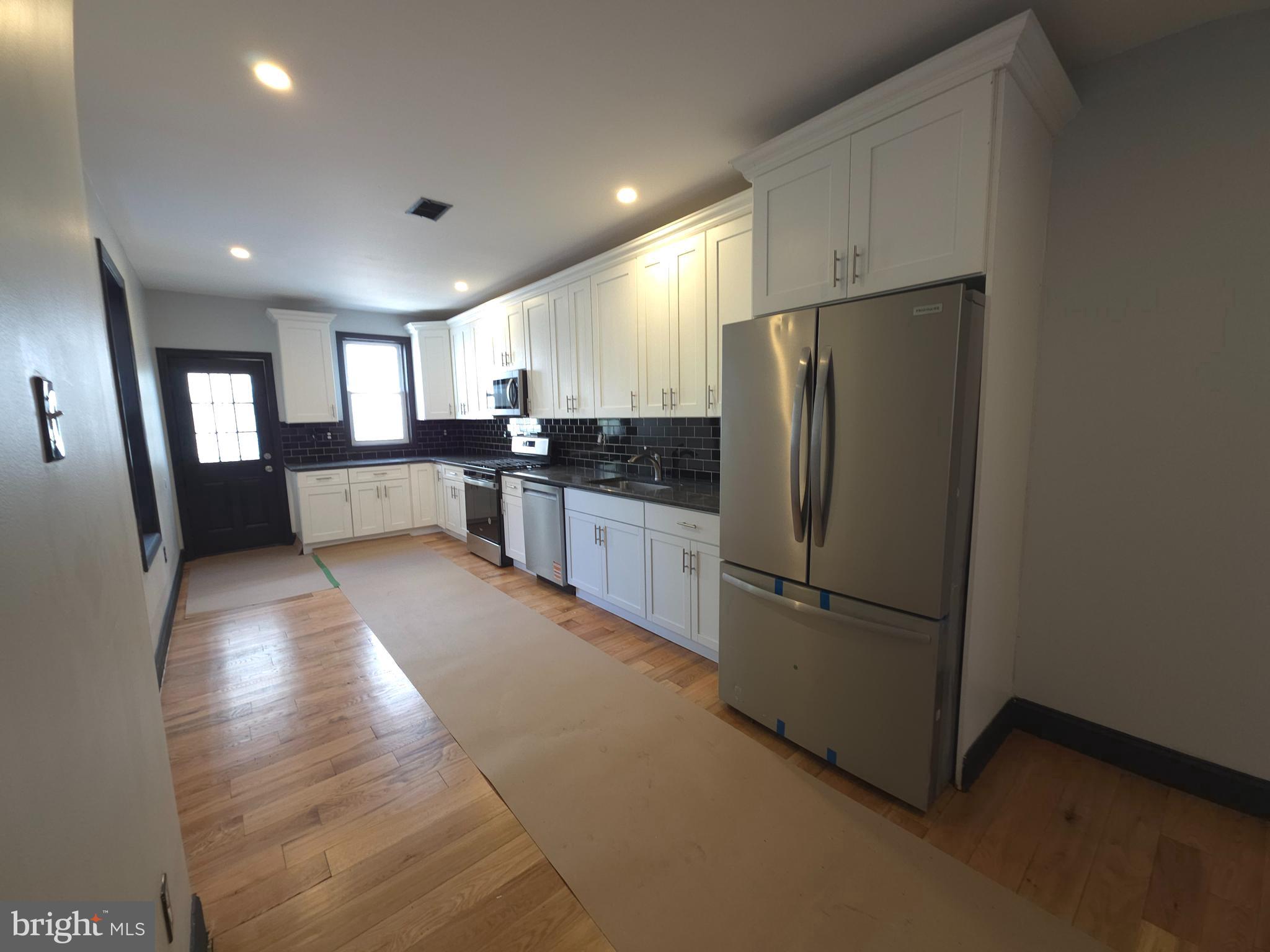 FRANKFORD - Residential