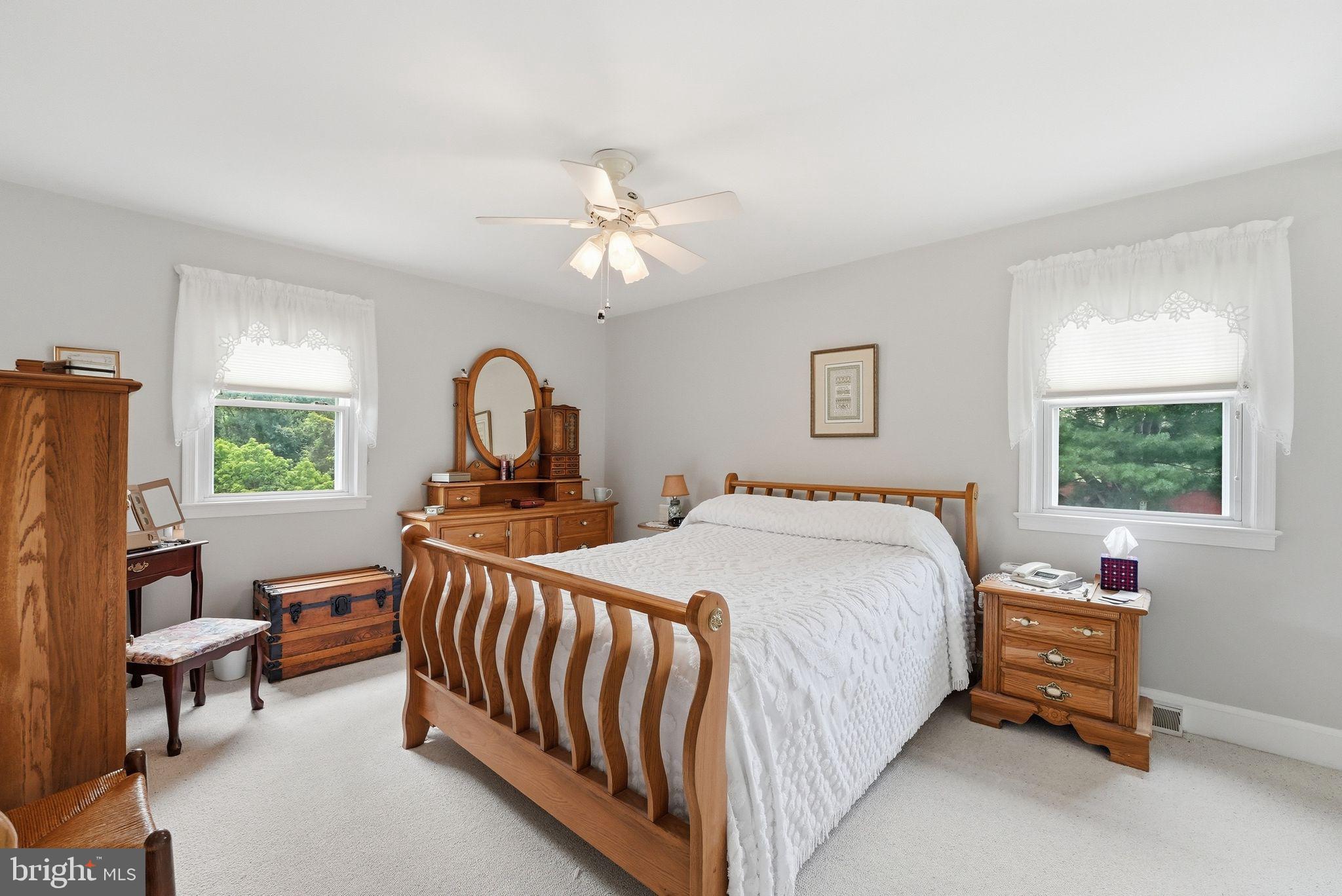 SUNSET HILLS - Residential
