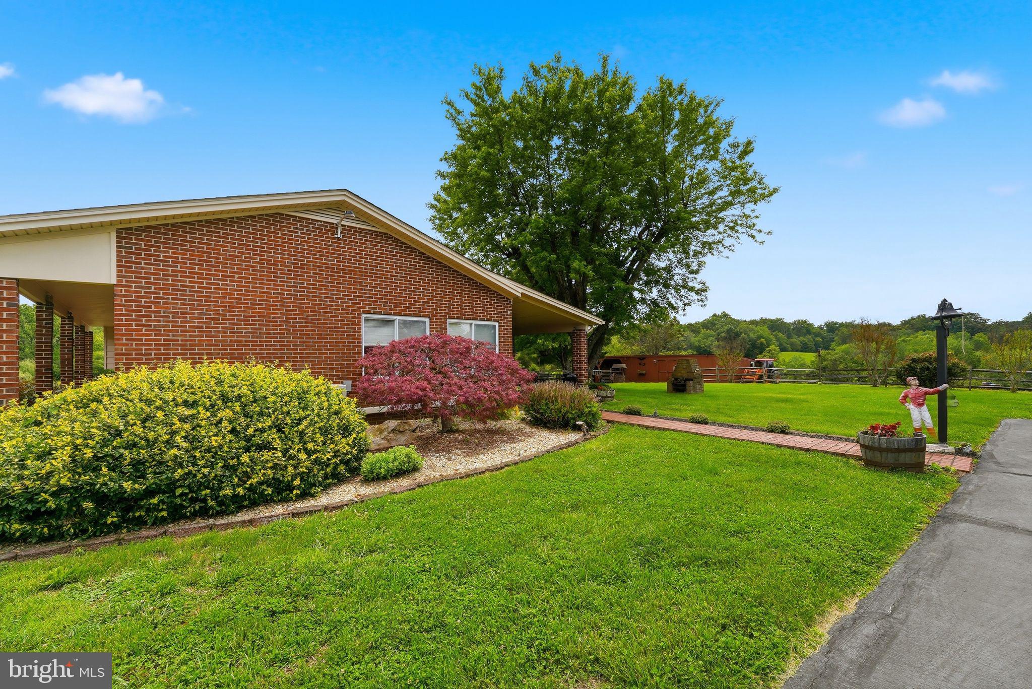 SUNSET HILLS - Residential