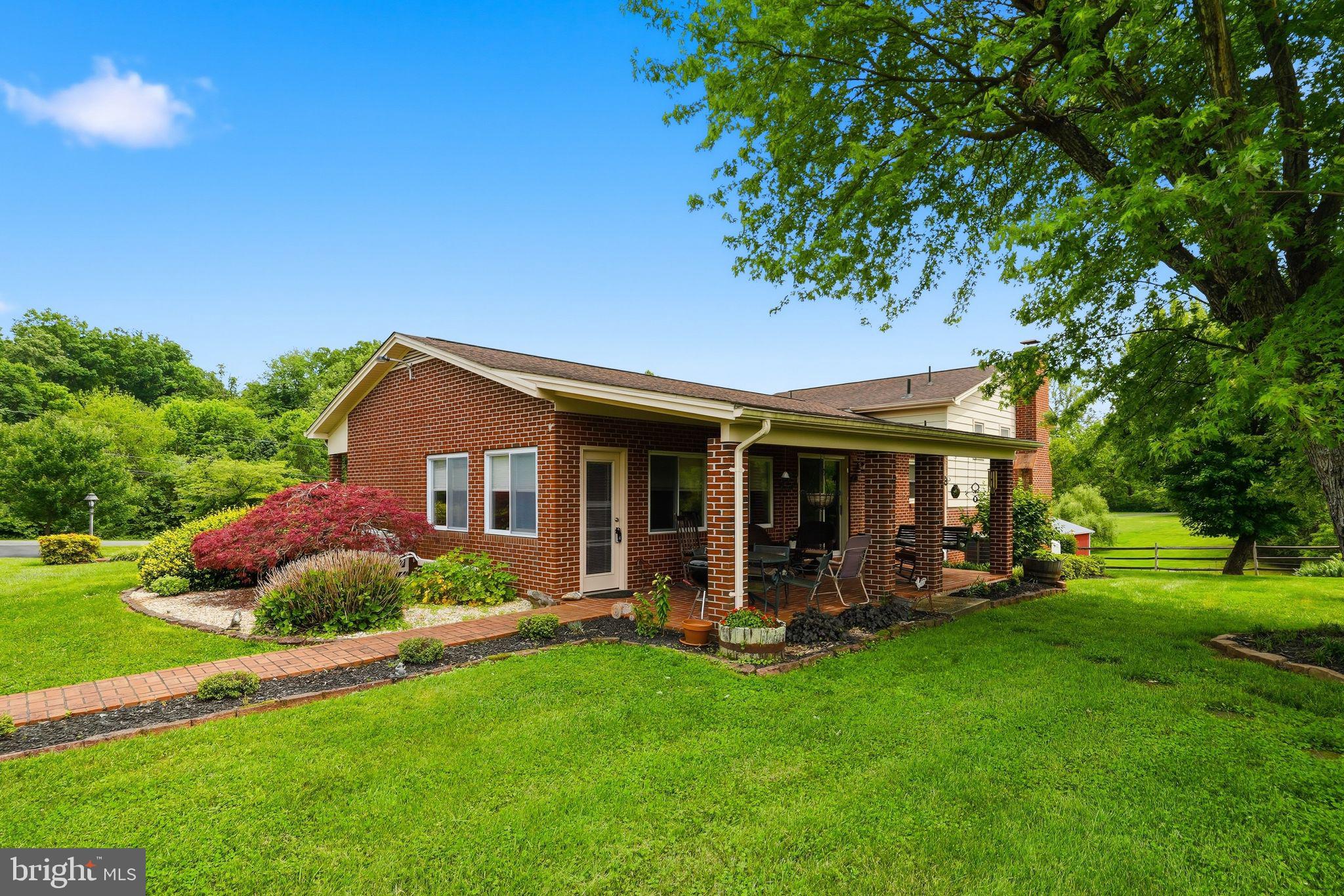 SUNSET HILLS - Residential