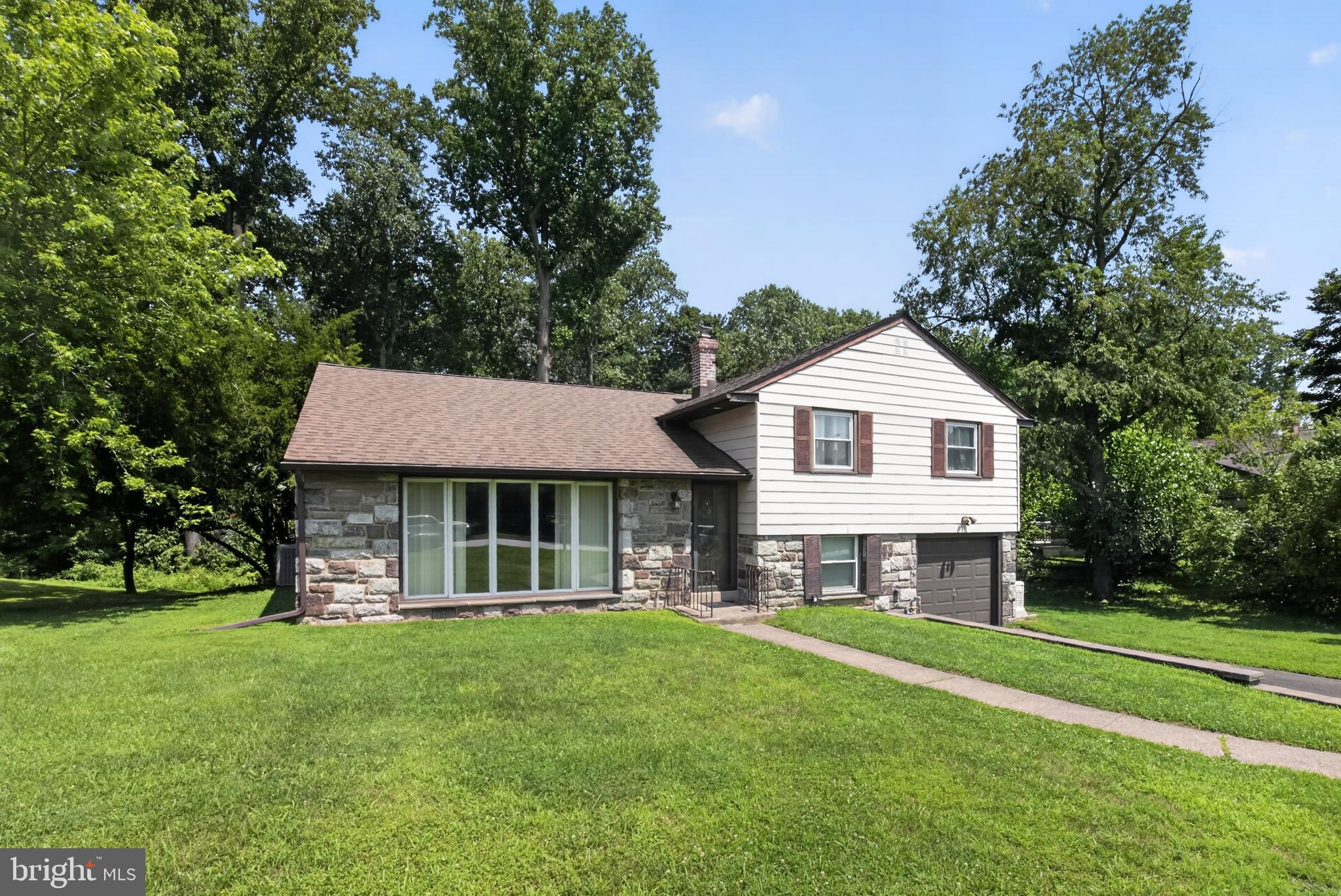 JUNE MEADOWS - Residential